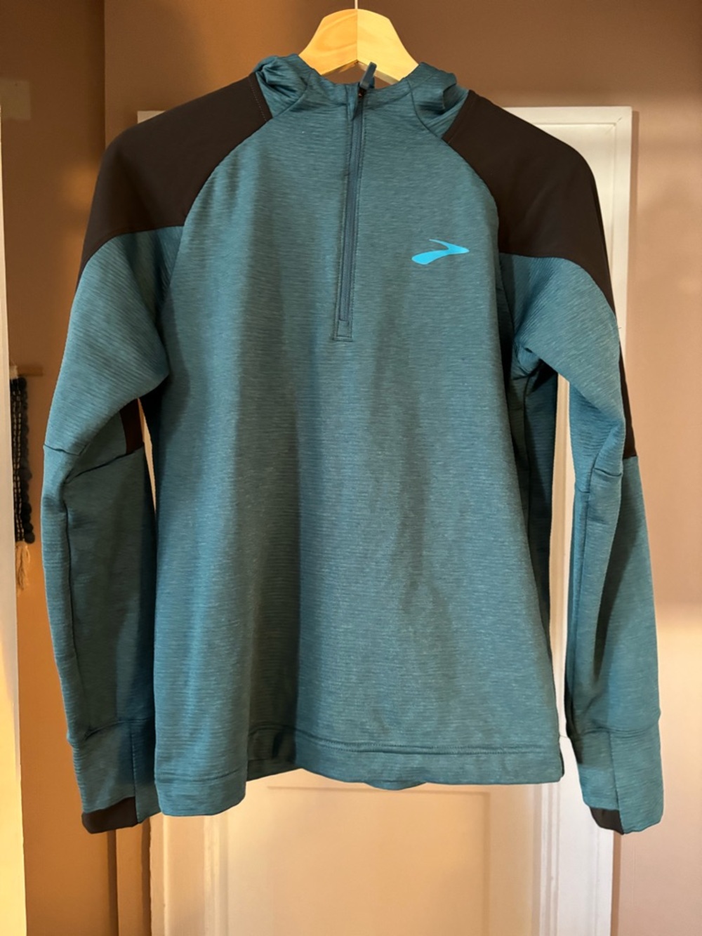 Brooks Notch Thermal Hoodie